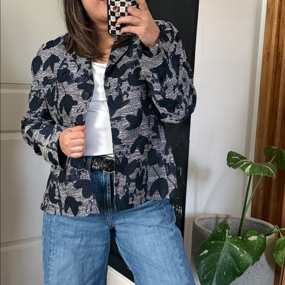 ZANELLA Made in Italy Floral Blazer. Size 12 - Picture 6 of 10